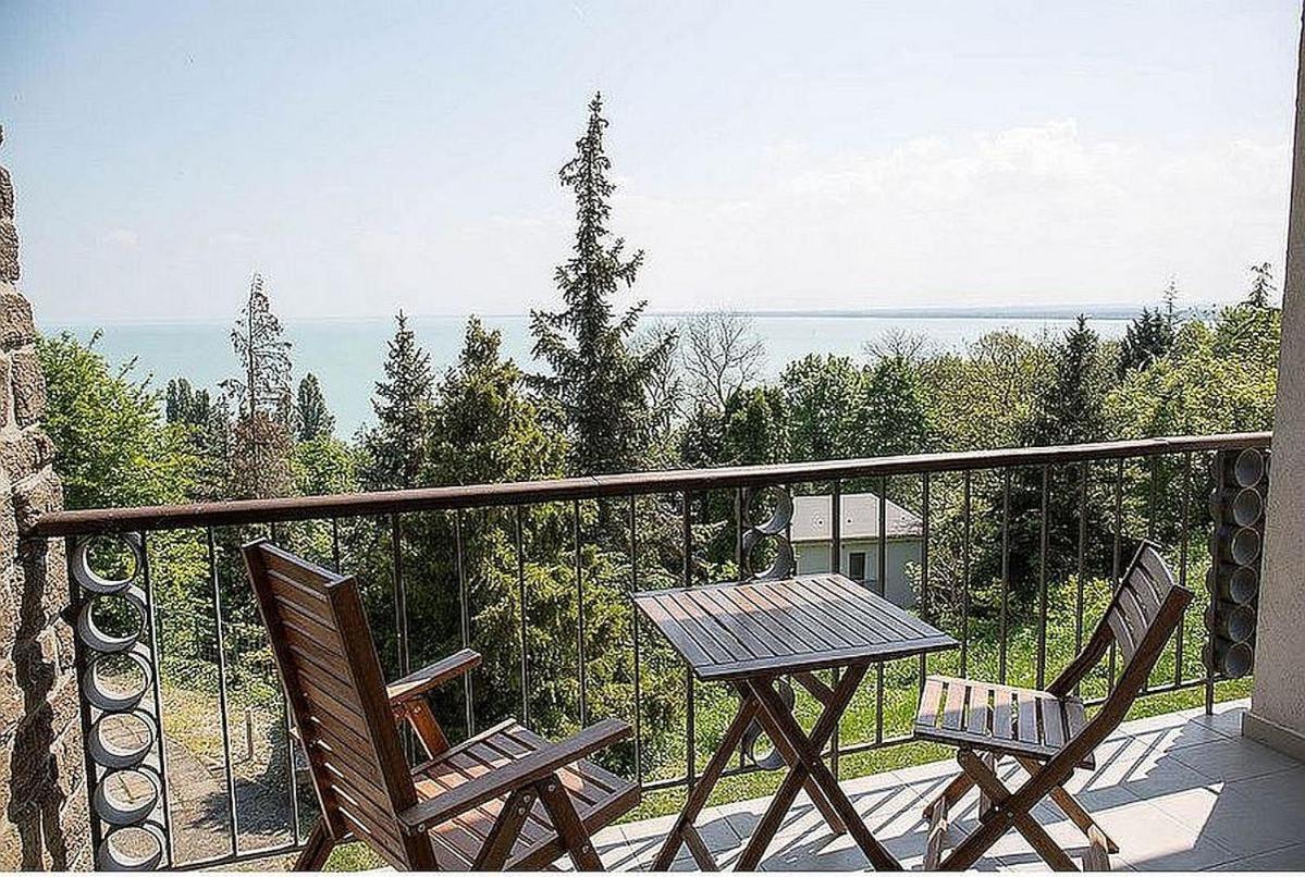 Media Resort Tihany Balaton Bagian luar foto